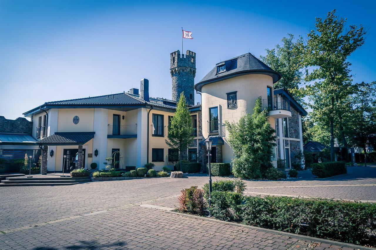 Relais & Chateaux Hotel Burg Schwarzenstein غيزينهايم المظهر الخارجي الصورة