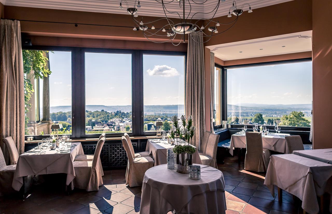 Relais & Chateaux Hotel Burg Schwarzenstein غيزينهايم المظهر الخارجي الصورة